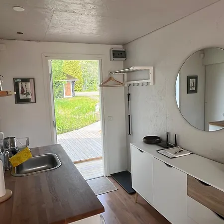 Kelluva Jokimaja Chalet Turenki